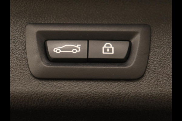 BMW 5 Serie 520i High Executive | Panoramadak | Trekhaak | Leder | Stoelverwarming | Camera | Head-Up | Navigatie | Full LED | Climate control