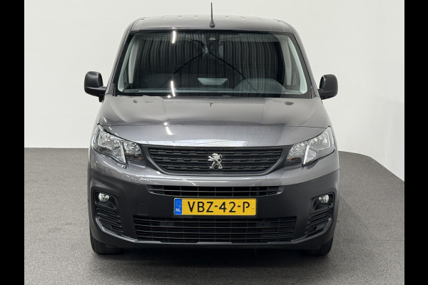 Peugeot Partner 1.5 BlueHDI Premium Automaat Navi PDC V&A Camera Trekhaak Cruise Control 3-zits