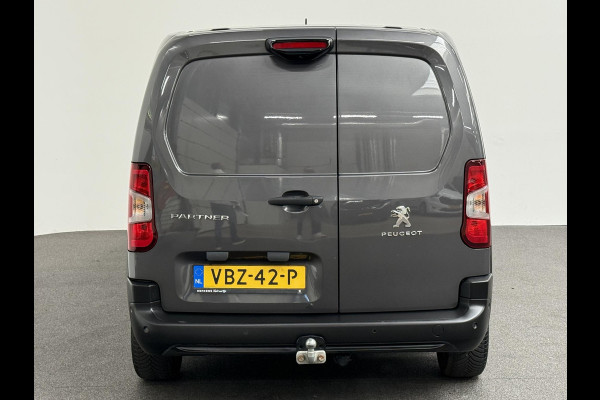 Peugeot Partner 1.5 BlueHDI Premium Automaat Navi PDC V&A Camera Trekhaak Cruise Control 3-zits