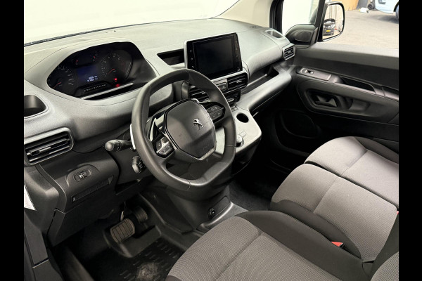 Peugeot Partner 1.5 BlueHDI Premium Automaat Navi PDC V&A Camera Trekhaak Cruise Control 3-zits