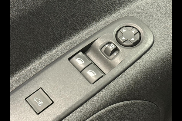 Peugeot Partner 1.5 BlueHDI Premium Automaat Navi PDC V&A Camera Trekhaak Cruise Control 3-zits