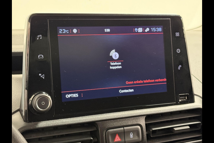 Peugeot Partner 1.5 BlueHDI Premium Automaat Navi PDC V&A Camera Trekhaak Cruise Control 3-zits