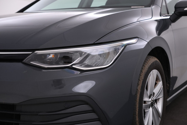 Volkswagen GOLF Variant 1.0 eTSI Life Business 110pk, Automaat, Apple carplay, Climate,