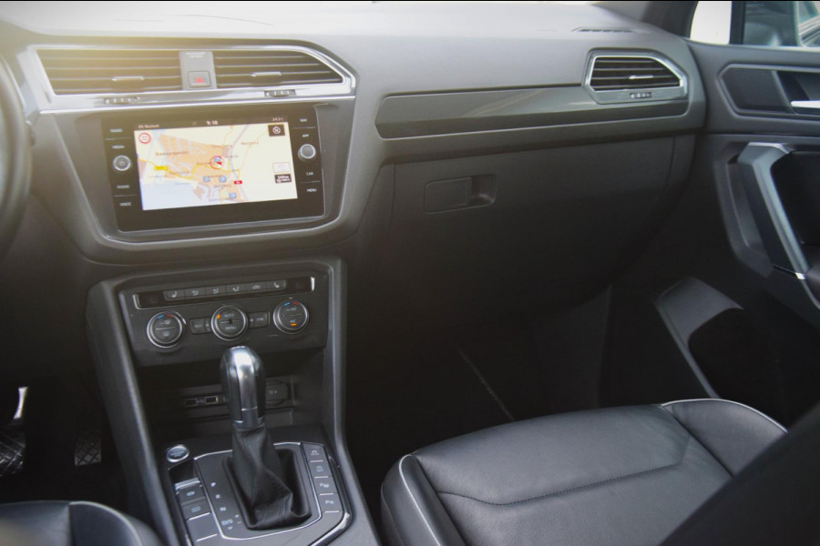 Volkswagen Tiguan Allspace 2.0 TDI Highline Business R PANORAMADAK/TREKHAAK/LEER PAKKET Volkswagen Tiguan Allspace 2.0 TDI Highline Business R PANORAMADAK/TREKHAAK/LEER PAKKET
