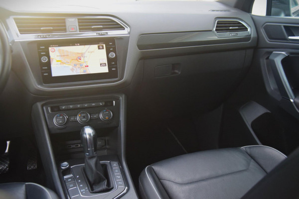 Volkswagen Tiguan Allspace 2.0 TDI Highline Business R PANORAMADAK/TREKHAAK/LEER PAKKET Volkswagen Tiguan Allspace 2.0 TDI Highline Business R PANORAMADAK/TREKHAAK/LEER PAKKET