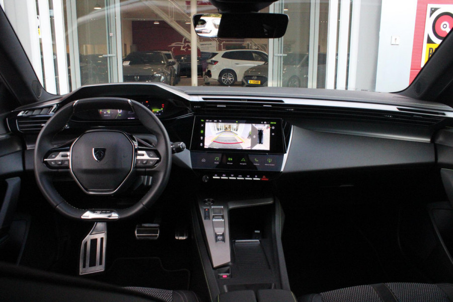 Peugeot 308 SW 1.2 130PK GT | 360° CAMERA | ELEKTRISCH BEDIENBARE ACHTERKLEP | FULL LED KOPLAMPEN | NAVIGATIE | DRAADLOZE APPLE CARPLAY/ANDROID AUTO | DRAADLOZE TELEFOONLADER | LICHTMETALEN VELGEN 18" "BLACK" | DODEHOEK DETECTIE | ADAPTIVE CRUISE CONTROL | KEYLESS ENTRY/START |