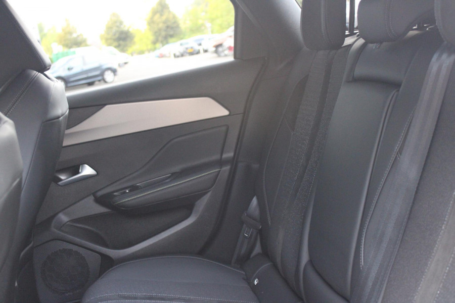 Peugeot 308 SW 1.2 130PK GT | 360° CAMERA | ELEKTRISCH BEDIENBARE ACHTERKLEP | FULL LED KOPLAMPEN | NAVIGATIE | DRAADLOZE APPLE CARPLAY/ANDROID AUTO | DRAADLOZE TELEFOONLADER | LICHTMETALEN VELGEN 18" "BLACK" | DODEHOEK DETECTIE | ADAPTIVE CRUISE CONTROL | KEYLESS ENTRY/START |