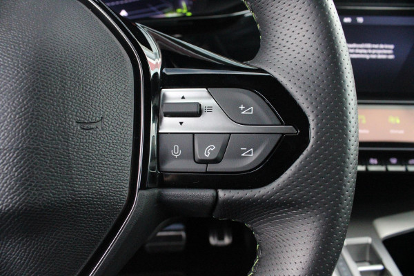 Peugeot 308 SW 1.2 130PK GT | 360° CAMERA | ELEKTRISCH BEDIENBARE ACHTERKLEP | FULL LED KOPLAMPEN | NAVIGATIE | DRAADLOZE APPLE CARPLAY/ANDROID AUTO | DRAADLOZE TELEFOONLADER | LICHTMETALEN VELGEN 18" "BLACK" | DODEHOEK DETECTIE | ADAPTIVE CRUISE CONTROL | KEYLESS ENTRY/START |