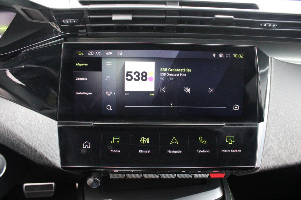 Peugeot 308 SW 1.2 130PK GT | 360° CAMERA | ELEKTRISCH BEDIENBARE ACHTERKLEP | FULL LED KOPLAMPEN | NAVIGATIE | DRAADLOZE APPLE CARPLAY/ANDROID AUTO | DRAADLOZE TELEFOONLADER | LICHTMETALEN VELGEN 18" "BLACK" | DODEHOEK DETECTIE | ADAPTIVE CRUISE CONTROL | KEYLESS ENTRY/START |