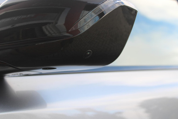 Peugeot 308 SW 1.2 130PK GT | 360° CAMERA | ELEKTRISCH BEDIENBARE ACHTERKLEP | FULL LED KOPLAMPEN | NAVIGATIE | DRAADLOZE APPLE CARPLAY/ANDROID AUTO | DRAADLOZE TELEFOONLADER | LICHTMETALEN VELGEN 18" "BLACK" | DODEHOEK DETECTIE | ADAPTIVE CRUISE CONTROL | KEYLESS ENTRY/START |