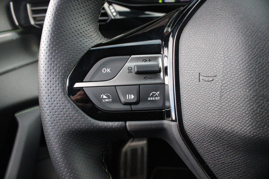 Peugeot 308 SW 1.2 130PK GT | 360° CAMERA | ELEKTRISCH BEDIENBARE ACHTERKLEP | FULL LED KOPLAMPEN | NAVIGATIE | DRAADLOZE APPLE CARPLAY/ANDROID AUTO | DRAADLOZE TELEFOONLADER | LICHTMETALEN VELGEN 18" "BLACK" | DODEHOEK DETECTIE | ADAPTIVE CRUISE CONTROL | KEYLESS ENTRY/START |