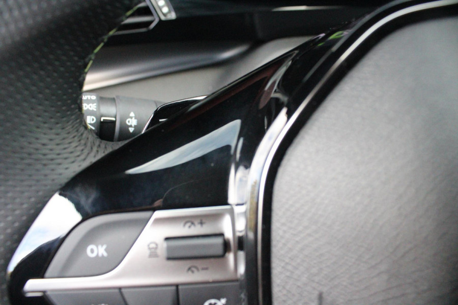 Peugeot 308 SW 1.2 130PK GT | 360° CAMERA | ELEKTRISCH BEDIENBARE ACHTERKLEP | FULL LED KOPLAMPEN | NAVIGATIE | DRAADLOZE APPLE CARPLAY/ANDROID AUTO | DRAADLOZE TELEFOONLADER | LICHTMETALEN VELGEN 18" "BLACK" | DODEHOEK DETECTIE | ADAPTIVE CRUISE CONTROL | KEYLESS ENTRY/START |