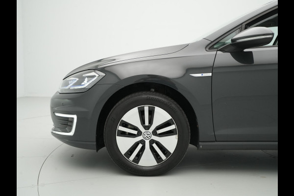 Volkswagen e-Golf 136pk E-DITION Navigatie Camera Acc Pdc Led 126