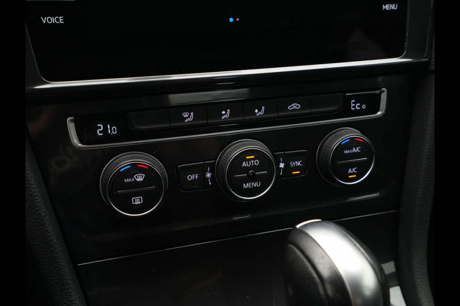Volkswagen e-Golf 136pk E-DITION Navigatie Camera Acc Pdc Led 126