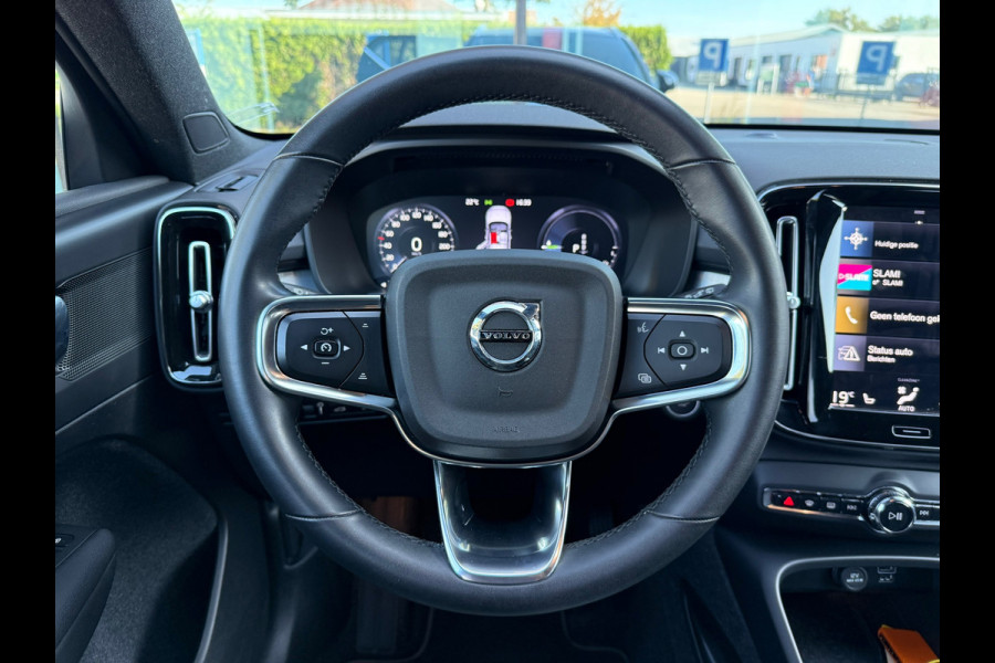 Volvo XC40 1.5 T4 Recharge Inscription Expression - Automaat - Parkeerhulp - Navi - Climate