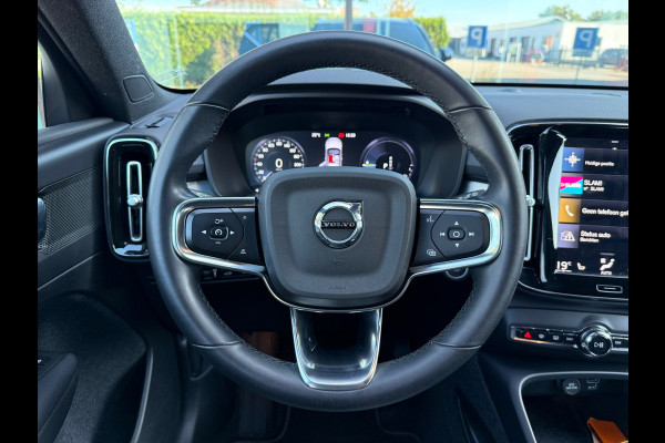 Volvo XC40 1.5 T4 Recharge Inscription Expression - Automaat - Parkeerhulp - Navi - Climate