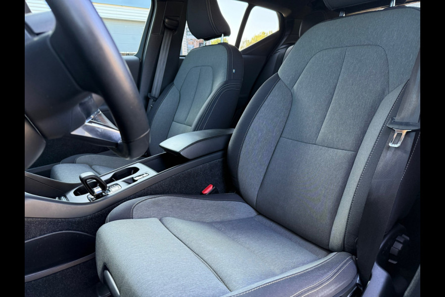 Volvo XC40 1.5 T4 Recharge Inscription Expression - Automaat - Parkeerhulp - Navi - Climate
