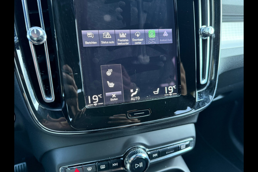 Volvo XC40 1.5 T4 Recharge Inscription Expression - Automaat - Parkeerhulp - Navi - Climate