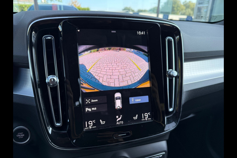 Volvo XC40 1.5 T4 Recharge Inscription Expression - Automaat - Parkeerhulp - Navi - Climate