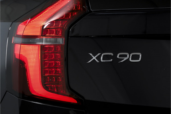 Volvo XC90 2.0 T8 Plug-in hybrid AWD Ultra Dark | Leder Pakket | S/K-Panodak | Luchtvering | Bowers & Wilkins | Elek. Stoel-+massage+verwarming & Ventilatie | Head-Up | Adapt. Cruise |  360 Camera | Google +App. Connect | 22" Diamond 8064