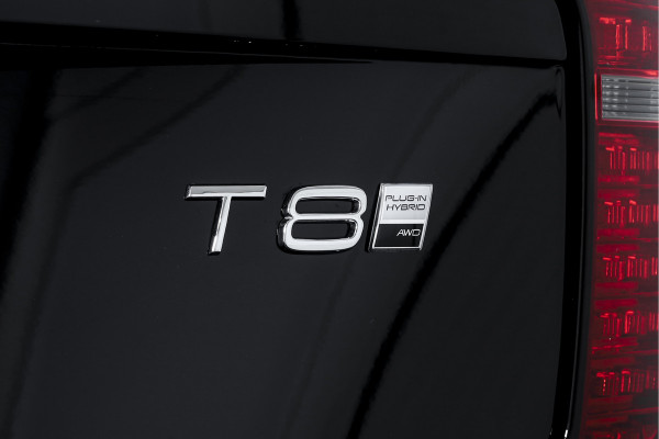 Volvo XC90 2.0 T8 Plug-in hybrid AWD Ultra Dark | Leder Pakket | S/K-Panodak | Luchtvering | Bowers & Wilkins | Elek. Stoel-+massage+verwarming & Ventilatie | Head-Up | Adapt. Cruise |  360 Camera | Google +App. Connect | 22" Diamond 8064