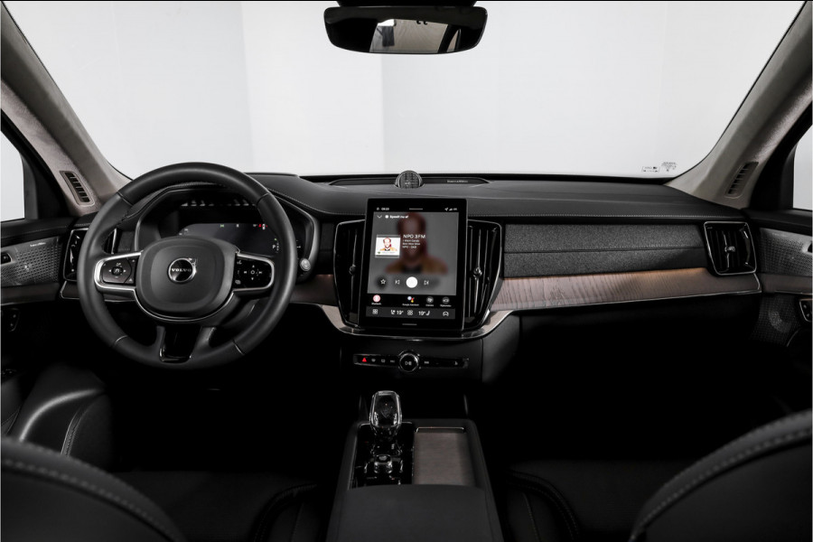 Volvo XC90 2.0 T8 Plug-in hybrid AWD Ultra Dark | Leder Pakket | S/K-Panodak | Luchtvering | Bowers & Wilkins | Elek. Stoel-+massage+verwarming & Ventilatie | Head-Up | Adapt. Cruise |  360 Camera | Google +App. Connect | 22" Diamond 7879