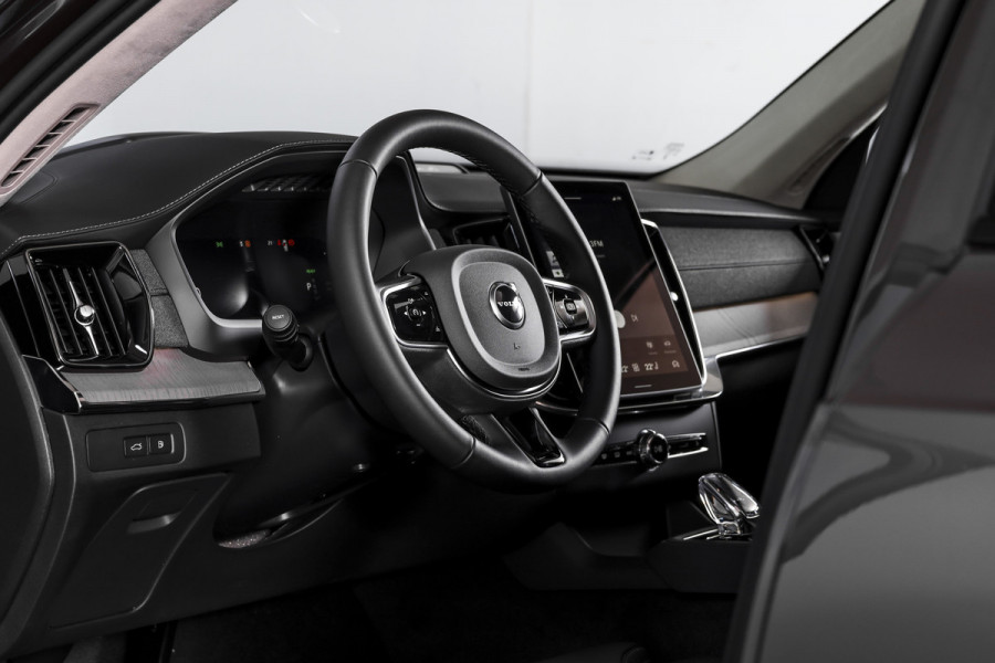 Volvo XC90 2.0 T8 Plug-in hybrid AWD Ultra Dark | Leder Pakket | S/K-Panodak | Luchtvering | Bowers & Wilkins | Elek. Stoel-+massage+verwarming & Ventilatie | Head-Up | Adapt. Cruise |  360 Camera | Google +App. Connect | 22" Diamond 7879
