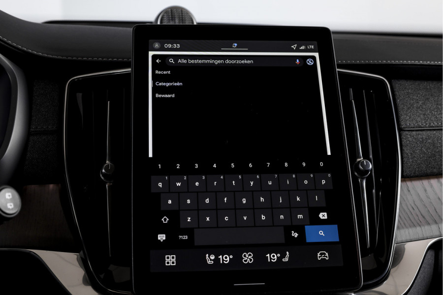 Volvo XC90 2.0 T8 Plug-in hybrid AWD Ultra Dark | Leder Pakket | S/K-Panodak | Luchtvering | Bowers & Wilkins | Elek. Stoel-+massage+verwarming & Ventilatie | Head-Up | Adapt. Cruise |  360 Camera | Google +App. Connect | 22" Diamond 7879