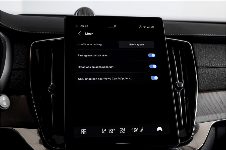 Volvo XC90 2.0 T8 Plug-in hybrid AWD Ultra Dark | Leder Pakket | S/K-Panodak | Luchtvering | Bowers & Wilkins | Elek. Stoel-+massage+verwarming & Ventilatie | Head-Up | Adapt. Cruise |  360 Camera | Google +App. Connect | 22" Diamond 7879