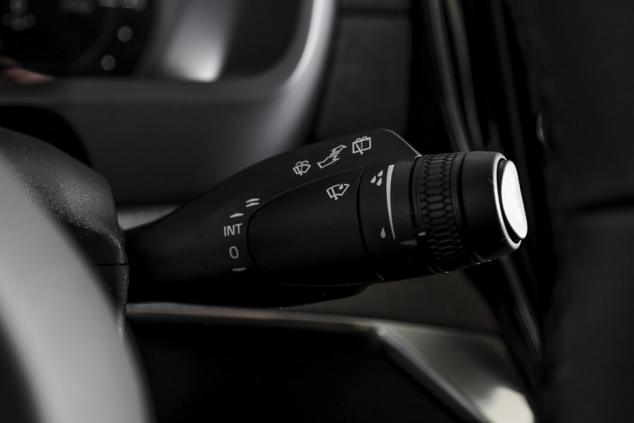 Volvo XC90 2.0 T8 Plug-in hybrid AWD Ultra Dark | Leder Pakket | S/K-Panodak | Luchtvering | Bowers & Wilkins | Elek. Stoel-+massage+verwarming & Ventilatie | Head-Up | Adapt. Cruise |  360 Camera | Google +App. Connect | 22" Diamond 7879