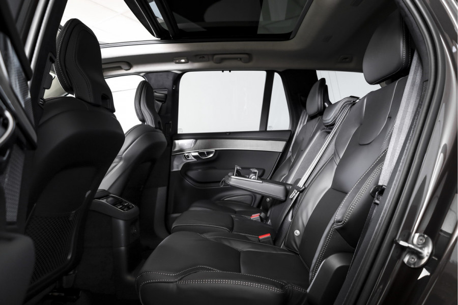 Volvo XC90 2.0 T8 Plug-in hybrid AWD Ultra Dark | Leder Pakket | S/K-Panodak | Luchtvering | Bowers & Wilkins | Elek. Stoel-+massage+verwarming & Ventilatie | Head-Up | Adapt. Cruise |  360 Camera | Google +App. Connect | 22" Diamond 7879