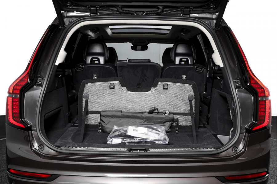 Volvo XC90 2.0 T8 Plug-in hybrid AWD Ultra Dark | Leder Pakket | S/K-Panodak | Luchtvering | Bowers & Wilkins | Elek. Stoel-+massage+verwarming & Ventilatie | Head-Up | Adapt. Cruise |  360 Camera | Google +App. Connect | 22" Diamond 7879