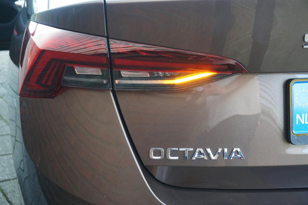 Škoda Octavia 1.0 TSI Business Edition|Digitaal-Dashboard |Chrome pakket.