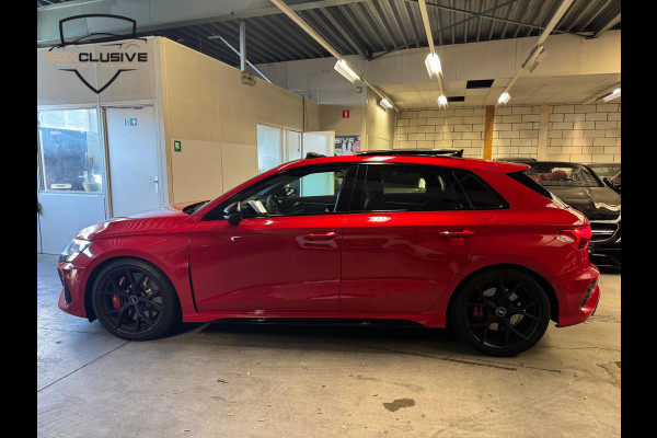 Audi RS3 Sportback 2.5 TFSI Quattro RS ZETELS | PANO | ACC | LANE | ELEKTRISCHE STOELEN
