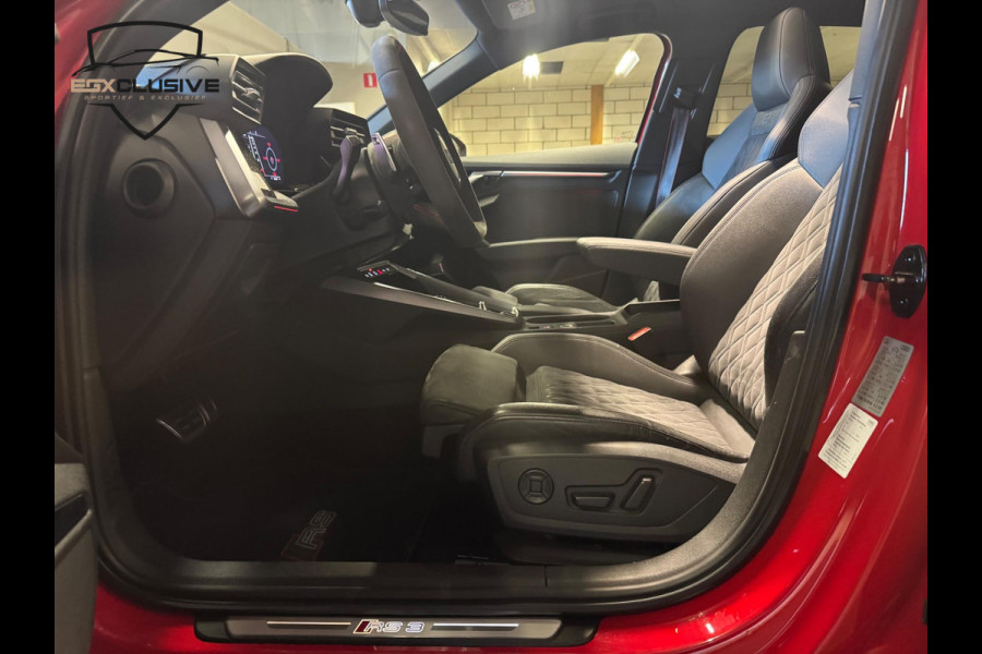 Audi RS3 Sportback 2.5 TFSI Quattro RS ZETELS | PANO | ACC | LANE | ELEKTRISCHE STOELEN
