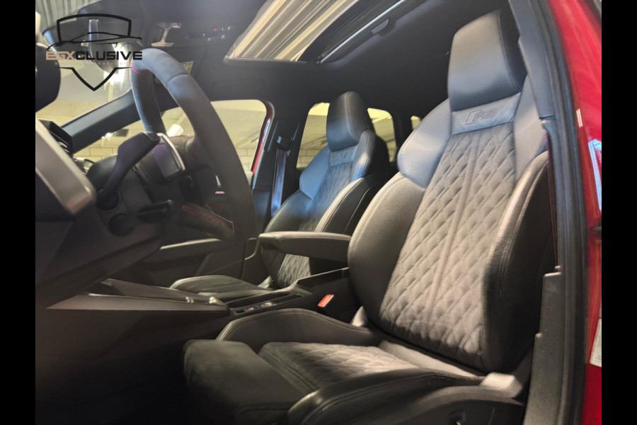 Audi RS3 Sportback 2.5 TFSI Quattro RS ZETELS | PANO | ACC | LANE | ELEKTRISCHE STOELEN