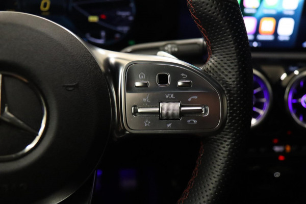 Mercedes-Benz CLA-Klasse 250 AMG PANO/BUR/CARPLAY/CAM/KEYLES/VOL