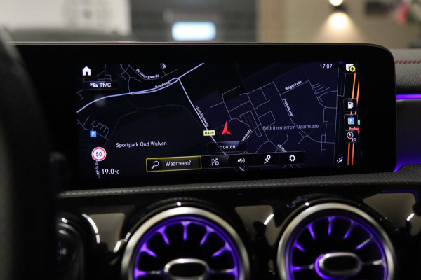 Mercedes-Benz CLA-Klasse 250 AMG PANO/BUR/CARPLAY/CAM/KEYLES/VOL