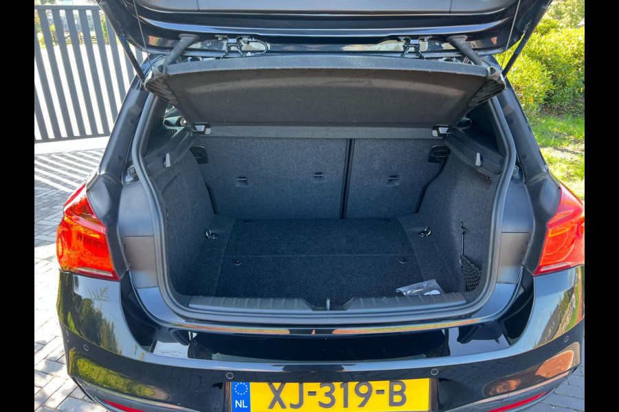 BMW 1-serie 118i Corporate Lease Executive M-Pakket | Apple CarPlay | NL-Auto |