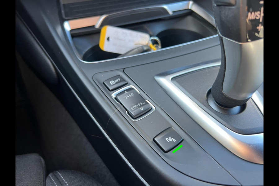 BMW 1-serie 118i Corporate Lease Executive M-Pakket | Apple CarPlay | NL-Auto |