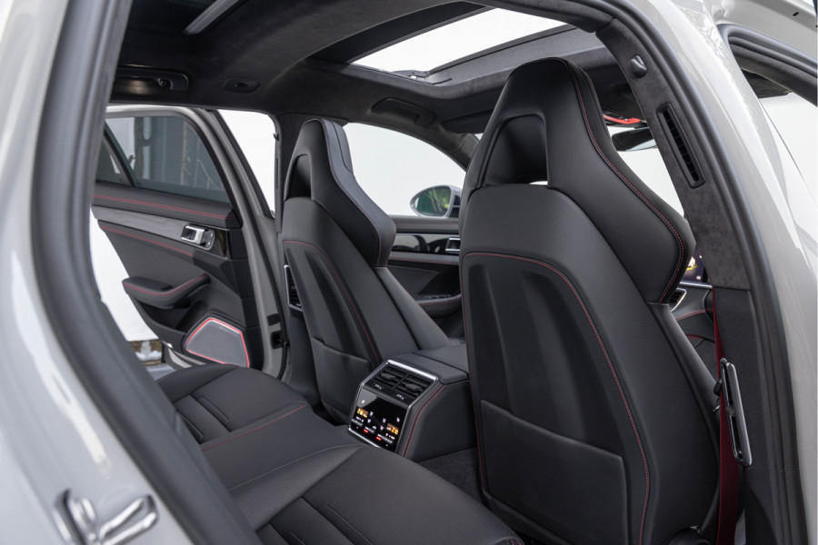 Porsche Panamera Sport Turismo 4.0 Turbo S E-Hybrid 700pk Keramisch Burmester 4-wielsturing