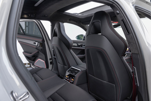 Porsche Panamera Sport Turismo 4.0 Turbo S E-Hybrid 700pk Keramisch Burmester 4-wielsturing