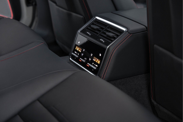 Porsche Panamera Sport Turismo 4.0 Turbo S E-Hybrid 700pk Keramisch Burmester 4-wielsturing
