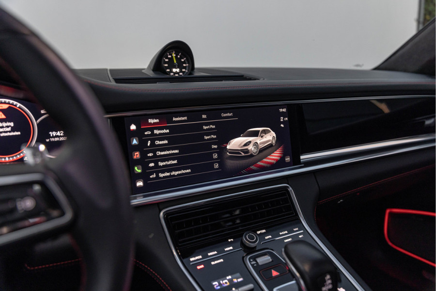 Porsche Panamera Sport Turismo 4.0 Turbo S E-Hybrid 700pk Keramisch Burmester 4-wielsturing