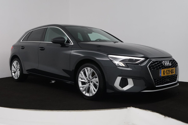 Audi A3 Sportback 30 TFSI Business edition (DIGITALE COCKPIT, PARKEERSENSOREN, CRUISE ADAPTIEF, NAVIGATIE, LANE-ASSIST)