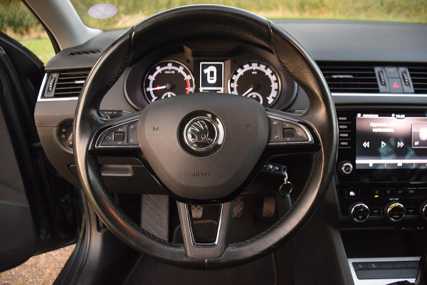 Škoda Octavia Combi 1.0 TSI Greentech Ambition Business*2e eig*Dealer onderhouden*152Dkm NAP*