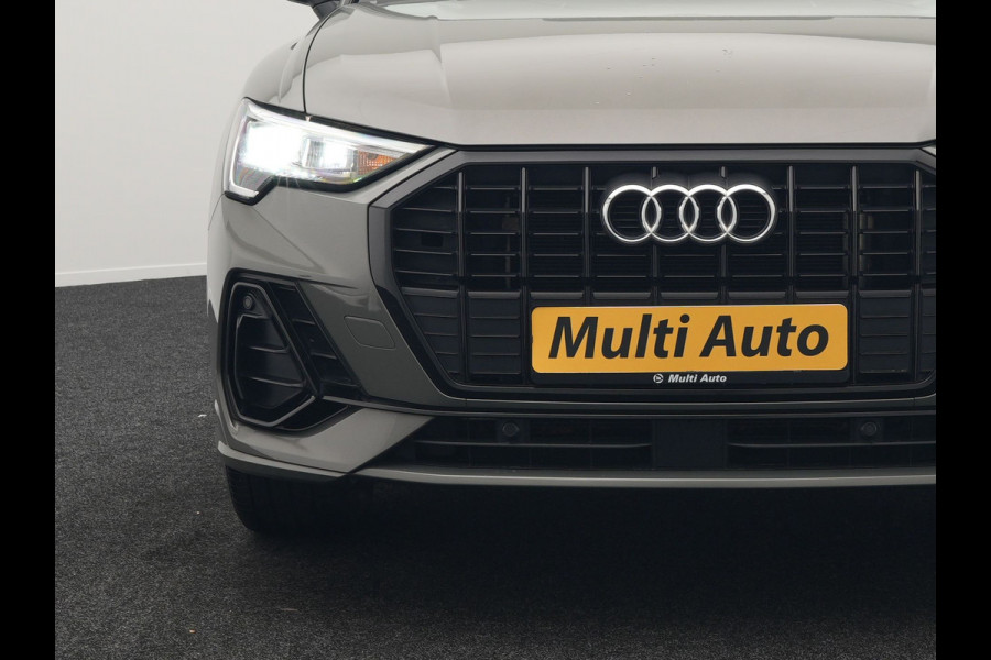 Audi Q3 45 TFSI e S Line Plug In Hybrid 245pk Dealer O.H PHEV | Trekhaak Afneembaar | Panodak | Adaptive Cruise | Sportstoelen Verwarmd | Apple Carplay | Keyless | Navigatie | Virtual |  DAB |