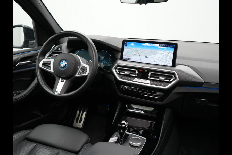 BMW X3 xDrive30e M Sport Plug In Hybrid 293pk Dealer O.H PHEV | Trekhaak Af Fabriek | Panodak | Head Up | Lederen Sportstoelen Memory & Ventilatie | Laser LED | Keyless | Stuur & Stoelen Verwarmd | Apple Carplay | Sfeerverlichting |  Cruise Control