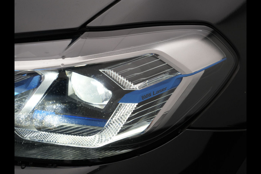BMW X3 xDrive30e M Sport Plug In Hybrid 293pk Dealer O.H PHEV | Trekhaak Af Fabriek | Panodak | Head Up | Lederen Sportstoelen Memory & Ventilatie | Laser LED | Keyless | Stuur & Stoelen Verwarmd | Apple Carplay | Sfeerverlichting |  Cruise Control