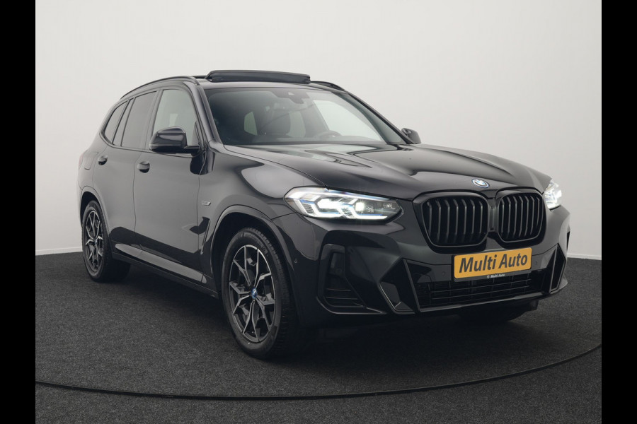 BMW X3 xDrive30e M Sport Plug In Hybrid 293pk Dealer O.H PHEV | Trekhaak Af Fabriek | Panodak | Head Up | Lederen Sportstoelen Memory & Ventilatie | Laser LED | Keyless | Stuur & Stoelen Verwarmd | Apple Carplay | Sfeerverlichting |  Cruise Control